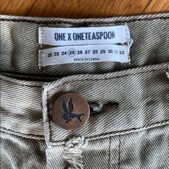 Rollers Army Green Cut Offs - Picture 3 of 4